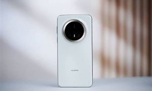 原创 
            干翻苹果，华为Mate70 Air亮相，支持eSIM卡，价格有惊喜