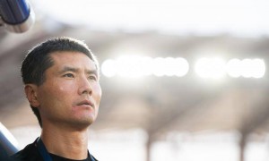 2030世界杯没戏？U22国足负越南 邵佳一现场观战面露难色