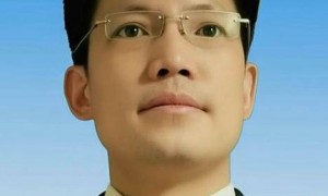 陈中华：加大违法违纪成本，该杀贪官的必须杀