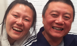 67岁王朔现状：满头白发撞脸李亚鹏，自称没有钱，靠朋友接济过活