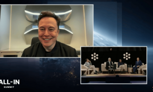 马斯克最新访谈内容：特斯拉FSD、人形机器人、星链、星舰发射计划和Grok