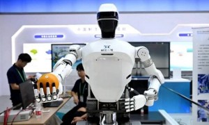 股王易位！A股迎来历史一刻